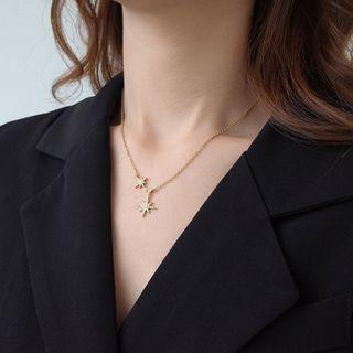 Star Rhinestone Necklace Gold - One Size