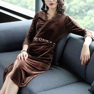 Lace Trim 3/4-sleeve A-line Velvet Dress