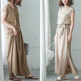 Set: Sleeveless V-neck Plain Top + High-waist Drawstring Split Skirt