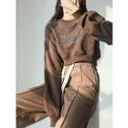 Loose-fit Printed Cropped Sweatshirt