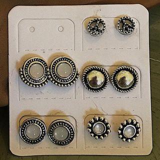 Set: Retro Earring (assorted Designs) C26a - Set - Earrings - 1 Pair - One Size