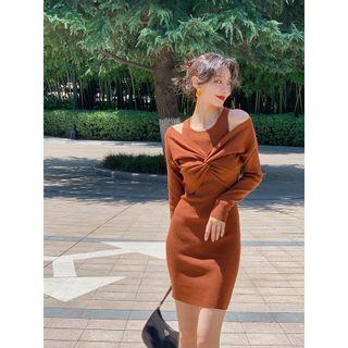 Set: Sleeveless Knit Mini Sheath Dress + Off-shoulder Knit Top