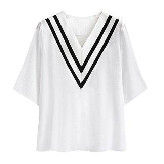 Chevron V-neck Elbow-sleeve Blouse