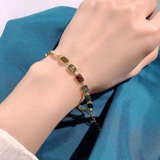 Lettering Square Necklace