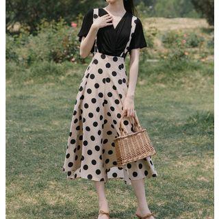 Set: Short-sleeve Top + Dotted Suspender Skirt