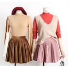 Plain Velvet Pleated Skirt