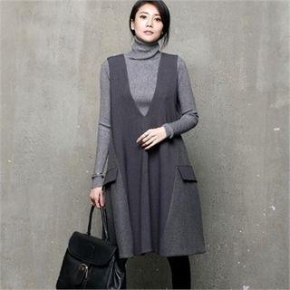 Two-tone Flared Pinafore Dress