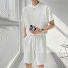 Set: Short-sleeve Waffle T-shirt + Shorts
