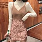 Knit Top / Sleeveless Top / Leopard Print Skirt