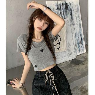 Short-sleeve Heart Print Slim Fit Cropped T-shirt