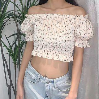 Square Neck Ruffled-trim Floral Print Cropped Top