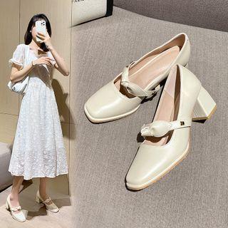 Block Heel Knotted Mary Jane Pumps
