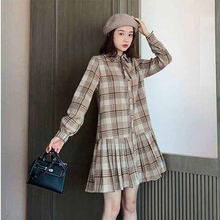 Long-sleeve Plaid Pleated Shirt Dress