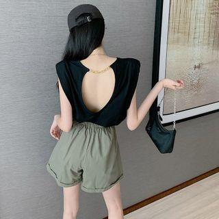 Sleeveless Open-back T-shirt / Shorts