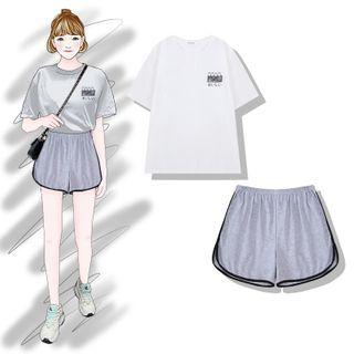 Printed Short-sleeve T-shirt / Contrast Trim Shorts