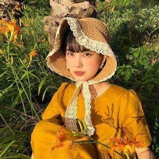 Lace Panel Woven Bucket Hat