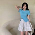 Short-sleeve Slit T-shirt / Mini A-line Skirt