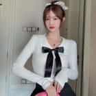Bow Collared Cropped T-shirt