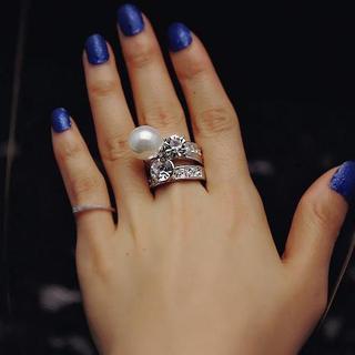 Faux-pearl Rhinestone Ring