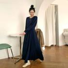 Button-back Long Pleat Dress