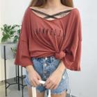 Cross Strap Lettering 3/4-sleeve T-shirt
