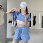 Short-sleeve Cropped T-shirt / Cropped Camisole Top / Drawstring Shorts / Set