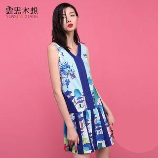 Print Sleeveless Shift Dress