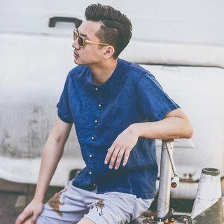 Short-sleeved Collarless Shirt