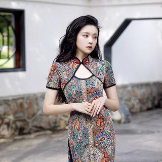 Short-sleeve Cut-out Print Midi Qipao