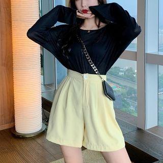 Plain Long-sleeve T-shirt / Wide-leg Dress Shorts