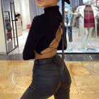 Long-sleeve Lace-up Back Crop Top