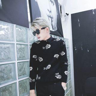 Print Velvet Long-sleeve Knit Top