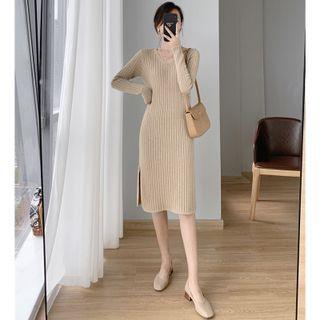 Long Sleeve V-neck Slit Knit Dress