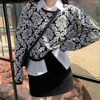 Print Sweater / Plain Shirt / Mini Skirt