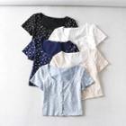 Floral Print Buttoned Short-sleeve Cropped Top