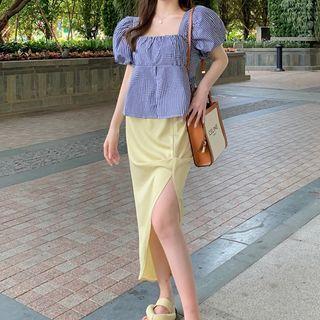 Puff-sleeve Plaid Blouse / Side-slit Skirt
