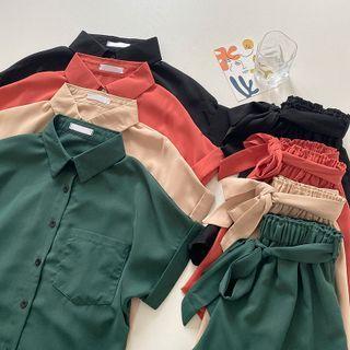 Set:short-sleeve Plain Top + High-waist Shorts