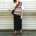 Pattern V-neck Knit Vest / Plain Loose-fit Short-sleeve T-shirt / Plain Skirt