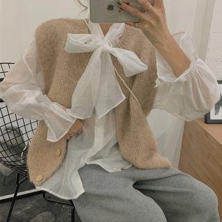 Bow Accent Blouse / Crew-neck Knit Vest