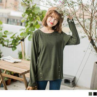 Long Sleeve Buttoned Hem Top