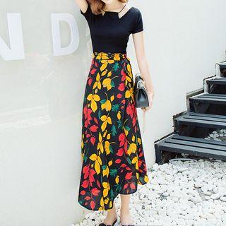 Set: Plain Short Sleeve T-shirt + Floral Print Midi Flared Skirt