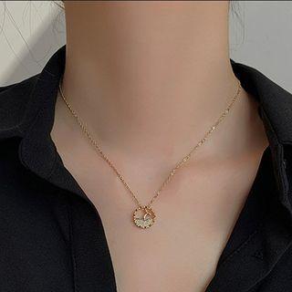 Fish Tail Circle Cards Pendant Necklace Gold - One Size
