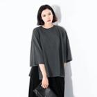 Slit-side Loose-fit Top