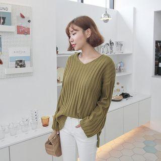 V-neck Wide-sleeve Ribbed Sweater