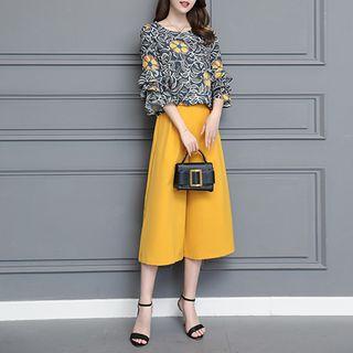 Set: Printed 3/4-sleeve Top + Cropped Wide-leg Pants