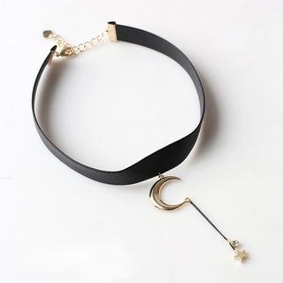 Crescent Choker