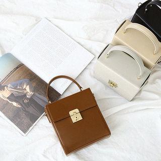 One-handle Square Shoulder Bag