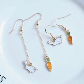 Alloy Rabbit & Carrot Dangle Earring