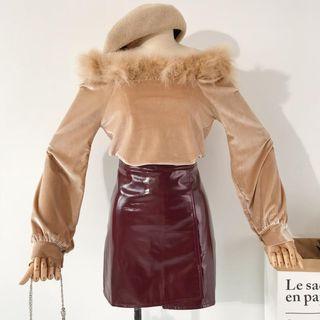 Long-sleeve Furry-trim Velvet Top