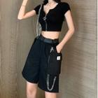 Short-sleeve Zip T-shirt / Wide-leg Cargo Shorts / Set